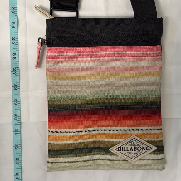 NWOT Billabong Good Vibes Serape Crossbody Bag - Picture 13 of 14